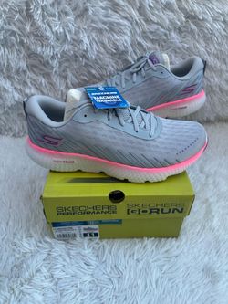 SKECHERS GO RUN MaxRoad 6 GOrun Hyper Burst Mesh Sneakers GrayPink Women size 11