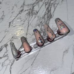 Chanel Flame Press-on Nails✧