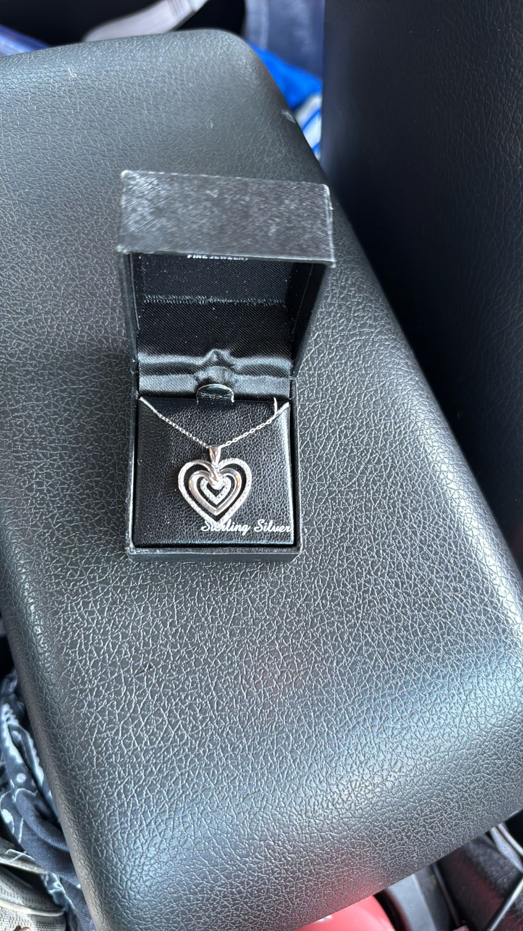 Perfect Condition Never Before Worn Sterling Silver Heart Diamond Necklace Original Price Retailed At $200