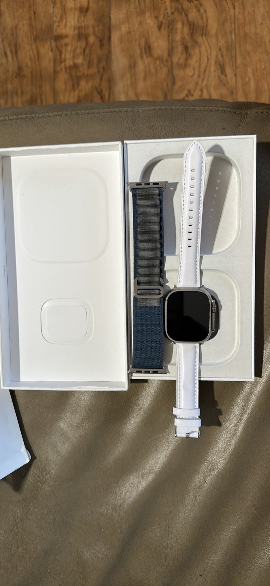 Apple Ultra 2 Titanium. Cellular 4m GPS