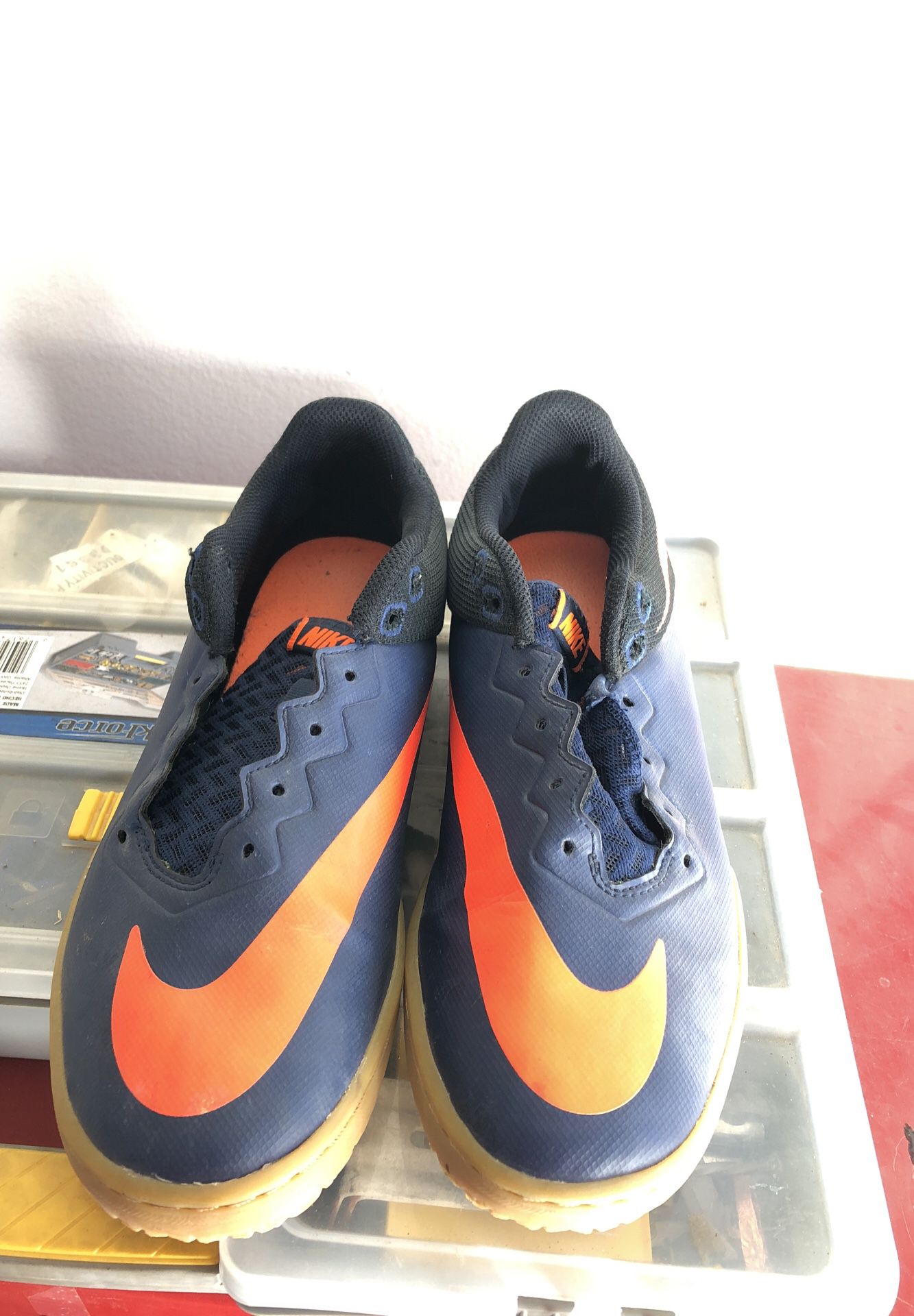 Prima Profesional Soccer Cleats Size 7 To 11.5 for Sale in Buena Park, CA -  OfferUp