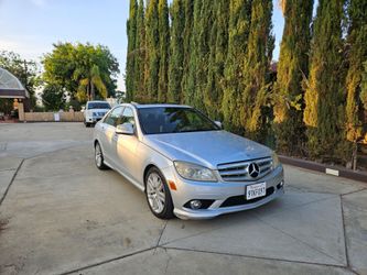 MERCEDES-BENZ C300 LUXURY SPORT,30 MPG,CLEAN TITLE,2027 MARCH TAGS