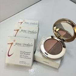 Jane Iredale PurePress eyeshadow trio in earthy tones -