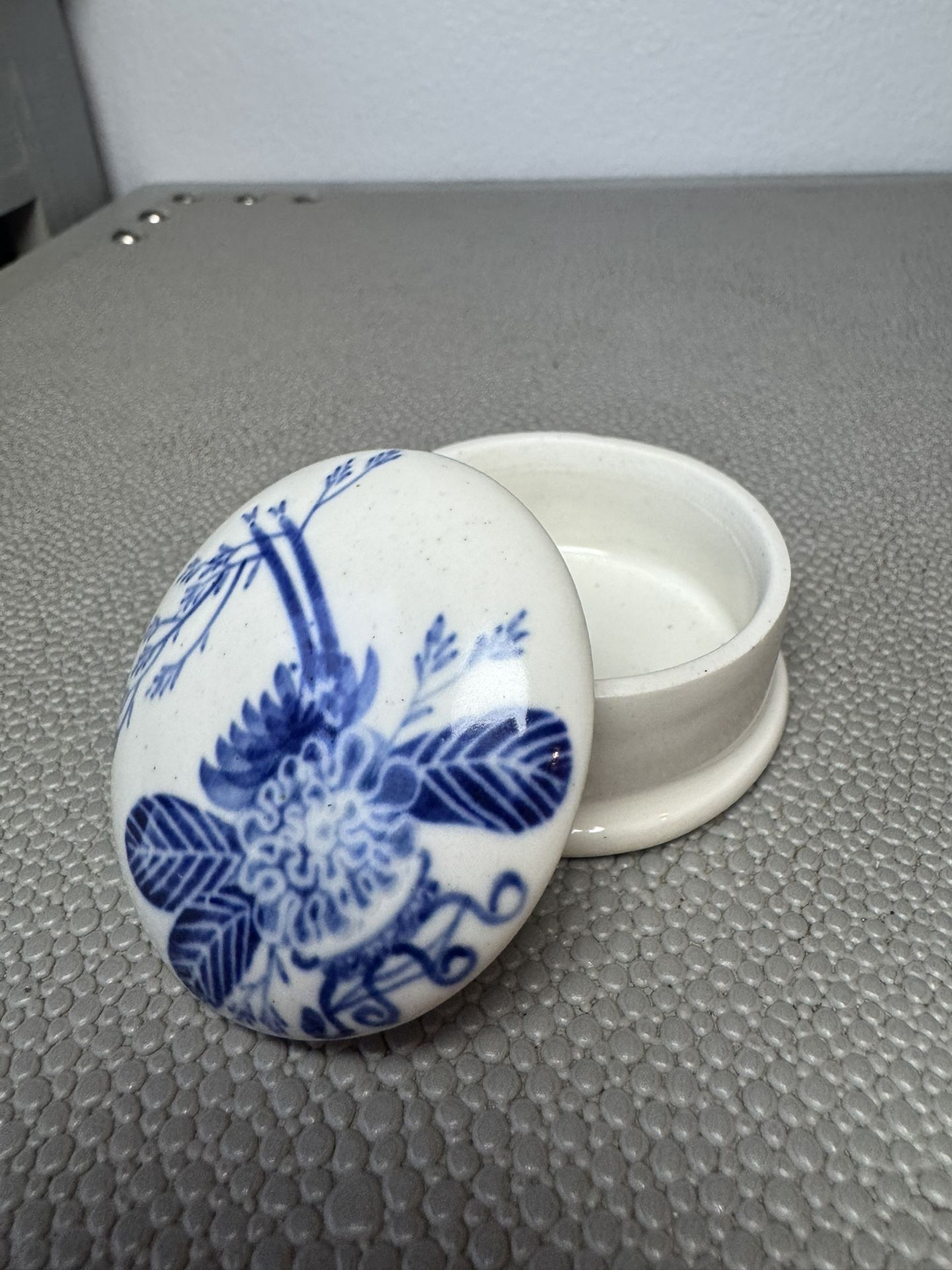 Porcelain Trinket Box