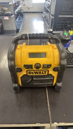 Dewalt Compact Worksite Radio