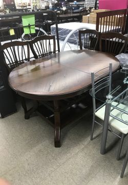 Dining table with four chairs new