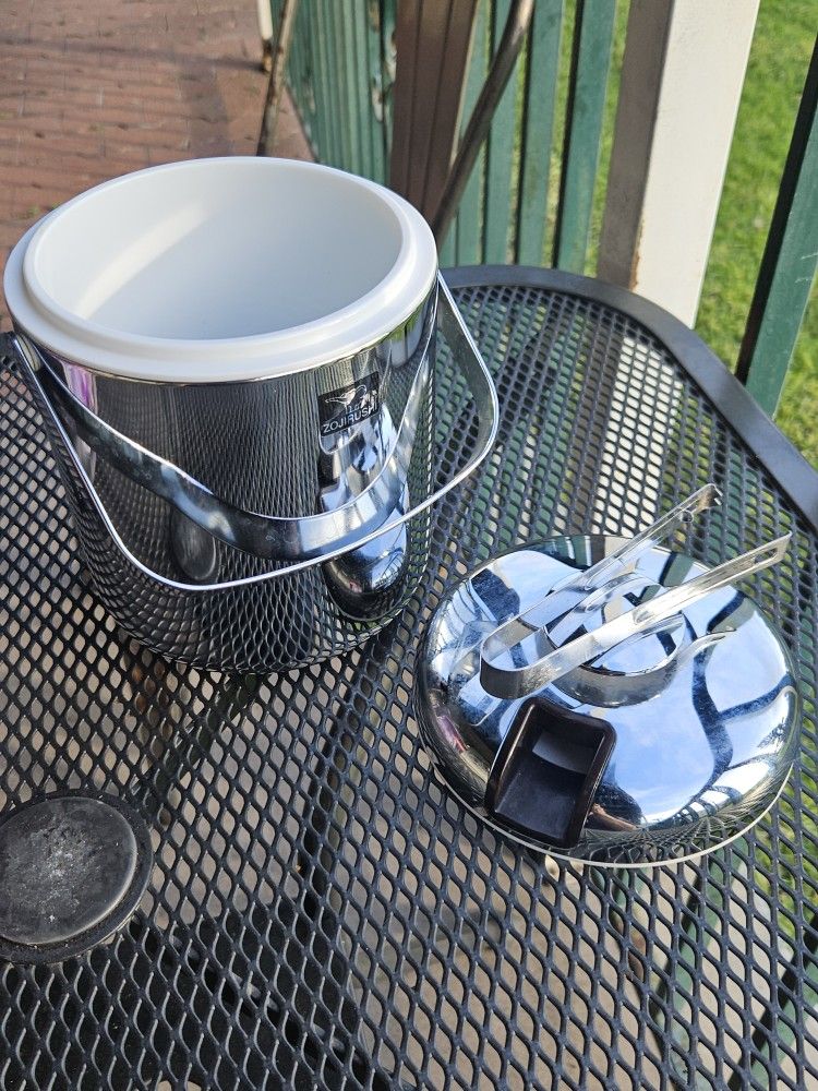 Zojirushi ICE BUCKET NEW NO BOX