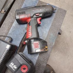 Snap On 3/8 Impact Wrench 