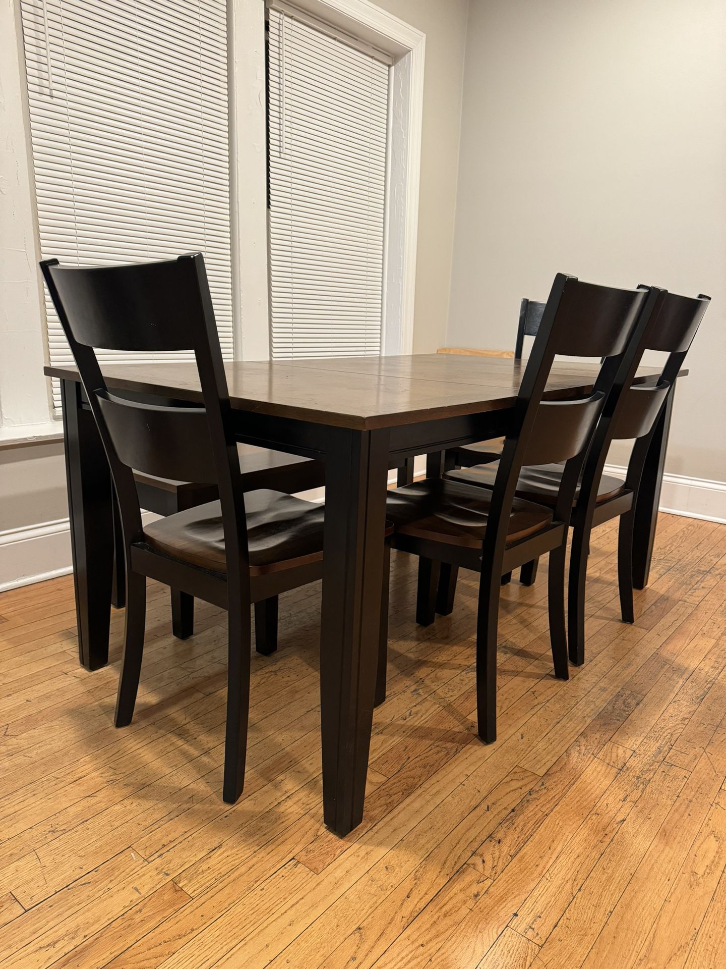 6 Piece - Blake Dining Room Table (pick up only)