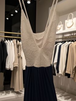 Dress never worn