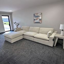 ELYZA LINEN 3-PIECE SECTIONAL