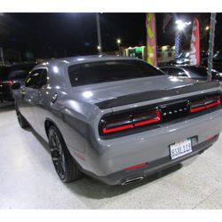 2019 Dodge Challenger SXT Coupe 2D