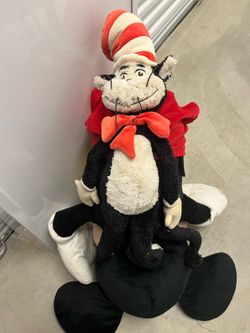 Lot of 2 Dr. Seuss Cat in the Hat Plush Stuffed Animals Manhattan Toy & Official Movie Merchandise