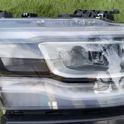 Dodge Ram 1500 Front Headlight 