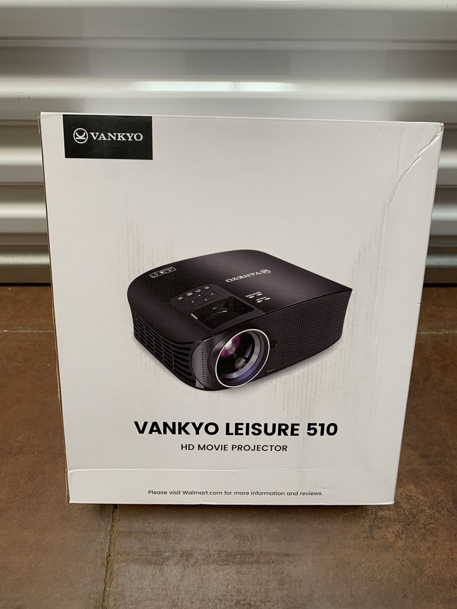 New sealed In Box VANKYO Leisure 510 HD Movie Projector, Video Projector with 230" Projection Size, LCD, Support 1080P