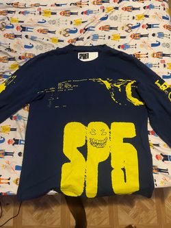 Sp5der  long sleeve size medium