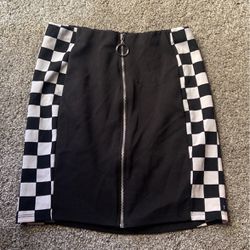 Checkered Skirt With O Ring 