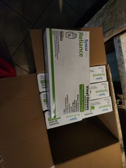 Sisco Reliance Vinyl Gloves Medium