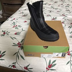 Snow Boots Woman Size 9 New
