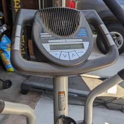 Elliptical Exercise Machine 