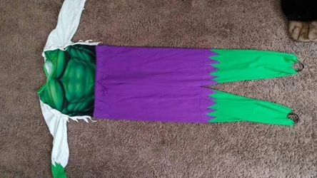 Hulk costume. Size 7