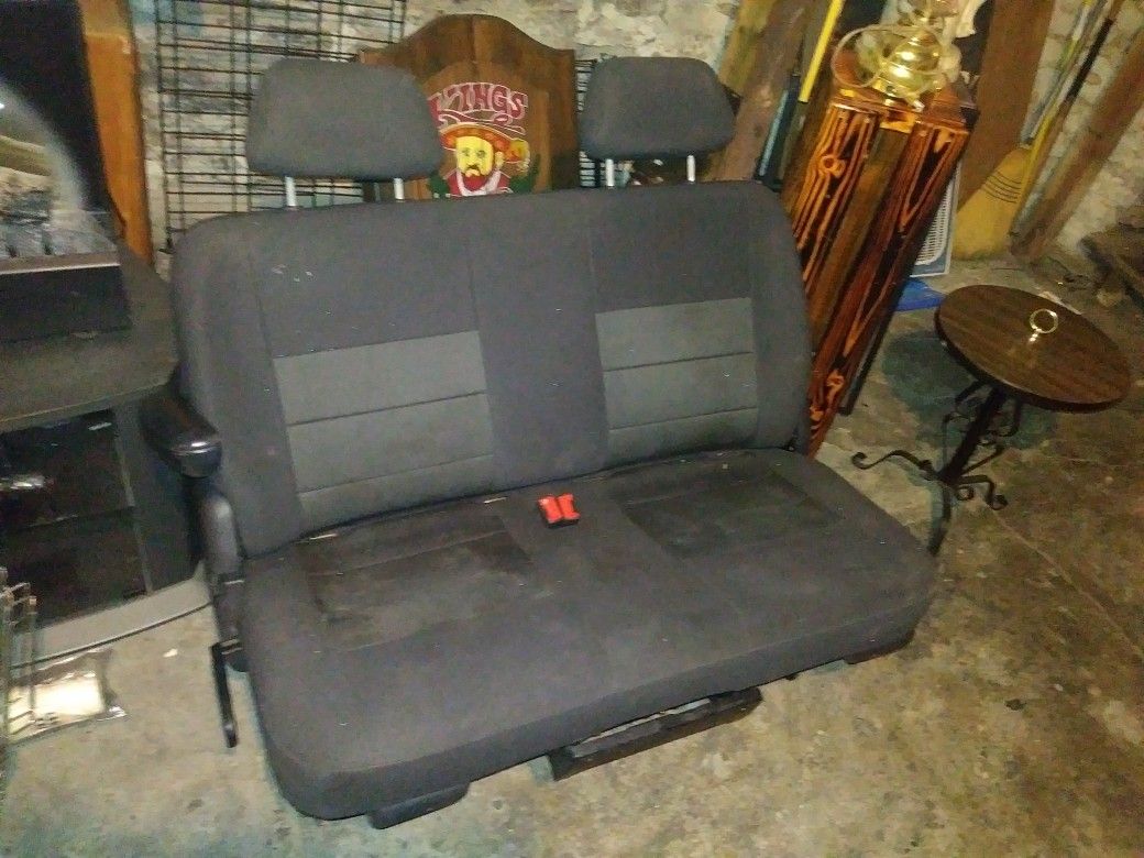 2nd row seating for 2008 Dodge Grand Caravan