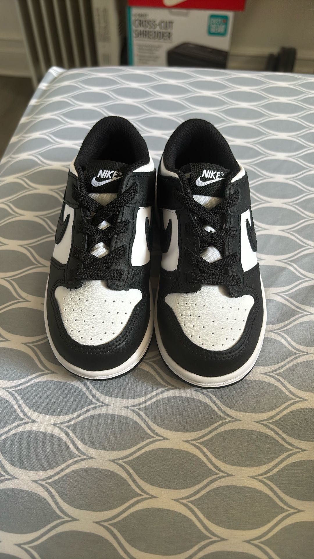 Nike Dunks Size 9c