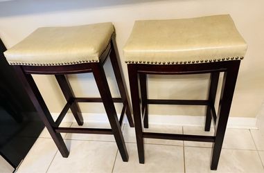 32” Barstools set of 2