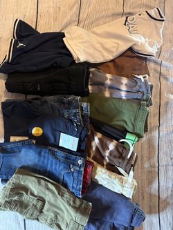 Boys Shorts Bundle (14 Pieces) – Sizes 4–7