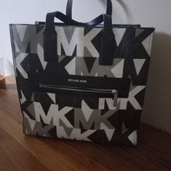 Michael Kors * Like NEW *