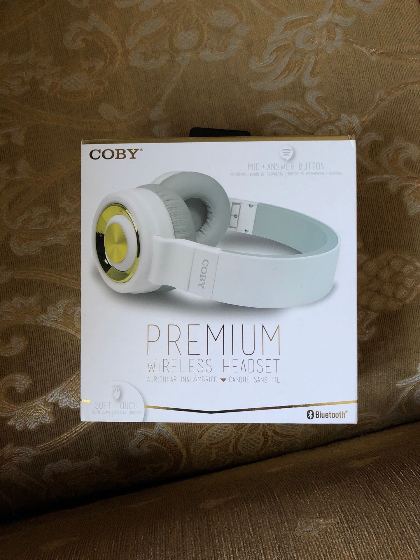 Coby premium wireless headset