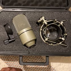 Microphone 