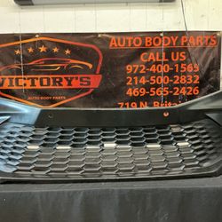 TOYOTA CAMRY 2025-2026 FRONT BUMPER with LOWER GROLLE OEM