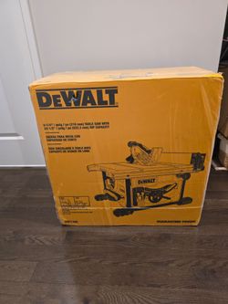 DEWALT 15 Amp 8-1/4 in. Compact Portable Jobsite Table Saw (DWE7485)
