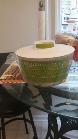 Salad spinner