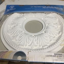 Ceiling Medallion Polycarbonate 14” new but the packaging is beat up