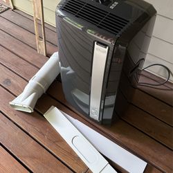 DeLonghi Portable Room Air Conditioner Unit