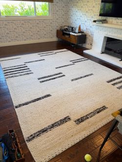 9x12 Wool Blend Rug