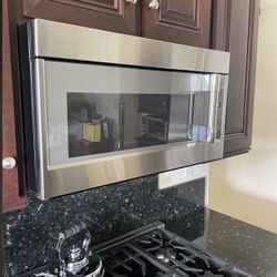 Thermador Hood Microwave 