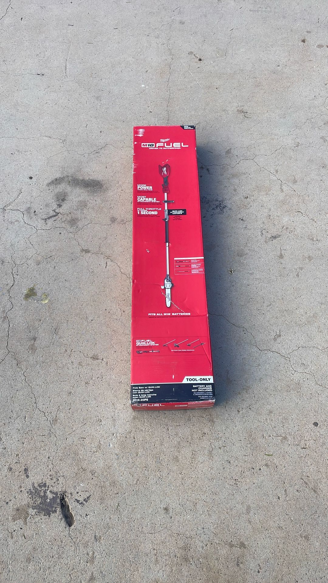 Milwaukee M18 FUEL 18V 10 in. Brushless Cordless Battery Powered Pole Saw with QUIK-LOK Attachment Capability (Tool Only)