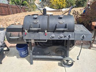 Oklahoma Joe's smoker