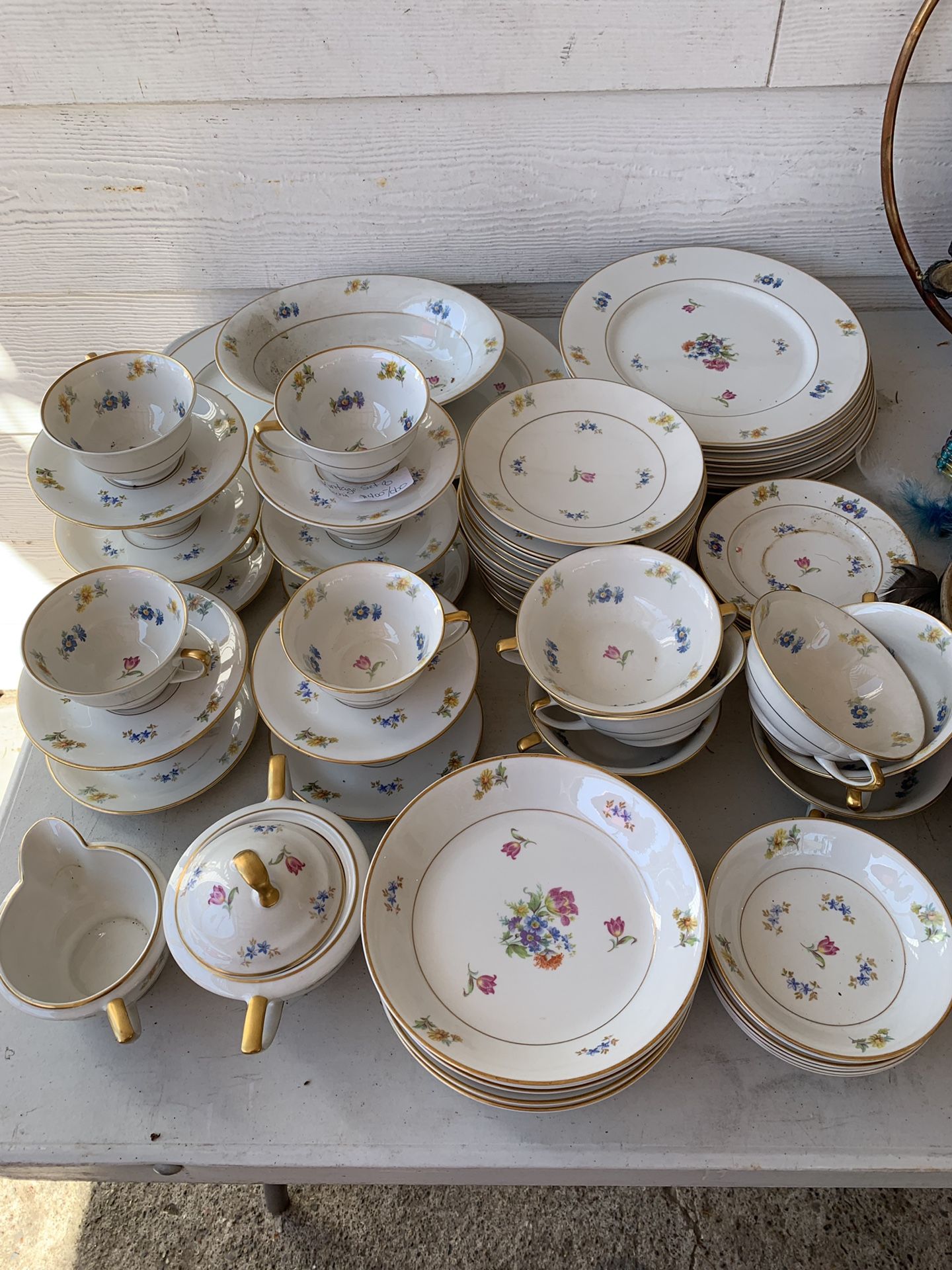 Set of 8 antique Jackson Featherweight china