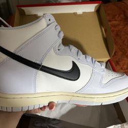 Nike Dunk High 5Y = 6.5W
