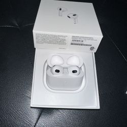 AirPods Gen 3 