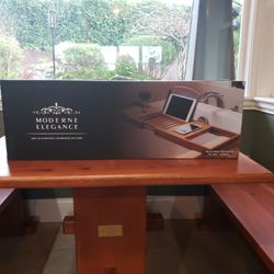 Modern Elegance Bath Cady