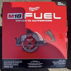 Milwaukee Fuel 7-1/4” Rear Handle Circular Saw ***Not Negotiable***Tool Only*** (2930-20)