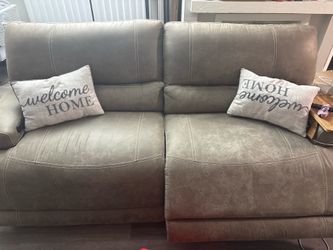 Reclining couch