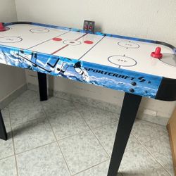 Air Hockey Table