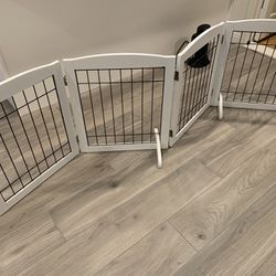 White wooden pet gate 24 inch high 4 panel