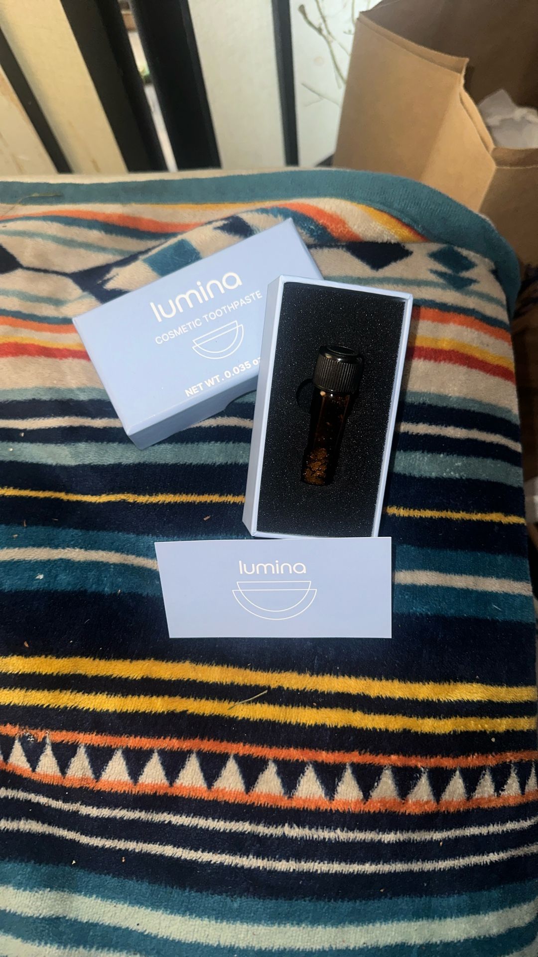 Lumina Cosmetic Toothpast